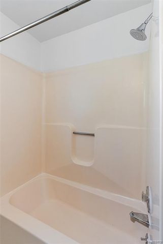 898 E Barrett Avenue, Madison Heights, MI 48071