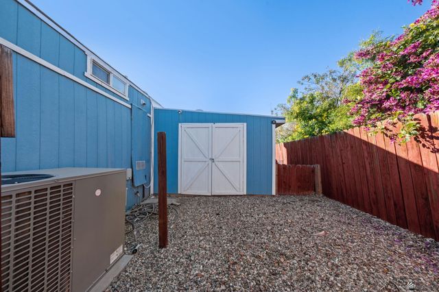 1145 S Dora Ave, Yuma, AZ 85367