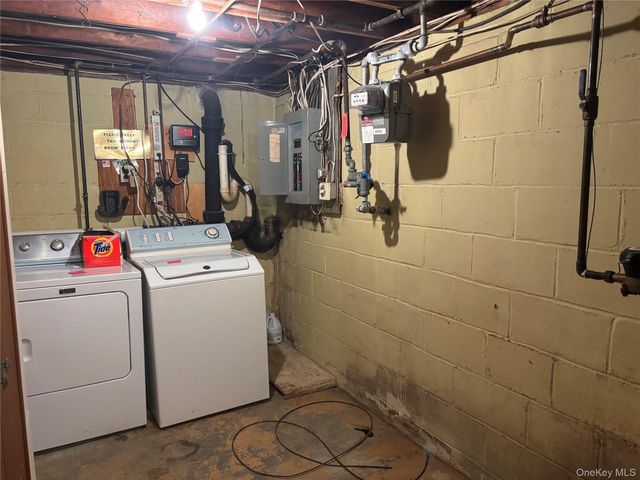 1054 Highland Street, Baldwin, NY 11510