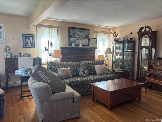 1054 Highland Street, Baldwin, NY 11510