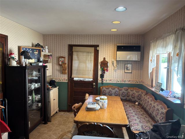 1054 Highland Street, Baldwin, NY 11510