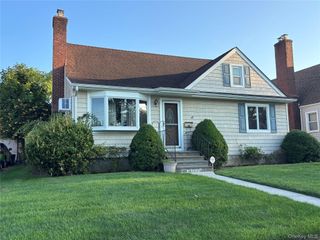 1054 Highland Street, Baldwin, NY 11510