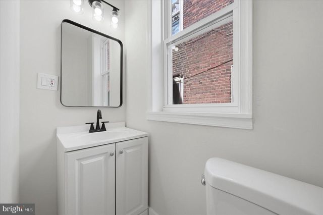 5400 ANGORA TER, Philadelphia, PA 19143