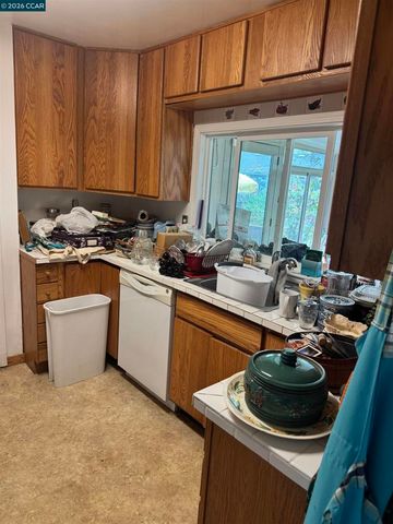 1418 1418 Esmond Ave, Richmond, CA 94801