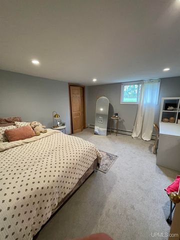 21524 Massie Road, Chassell, MI 49916