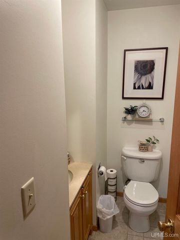 21524 Massie Road, Chassell, MI 49916