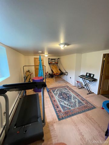 21524 Massie Road, Chassell, MI 49916