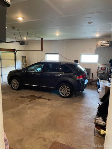 21524 Massie Road, Chassell, MI 49916