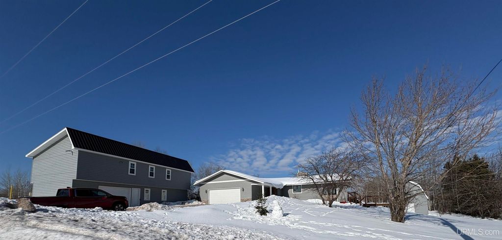 21524 Massie Road, Chassell, MI 49916