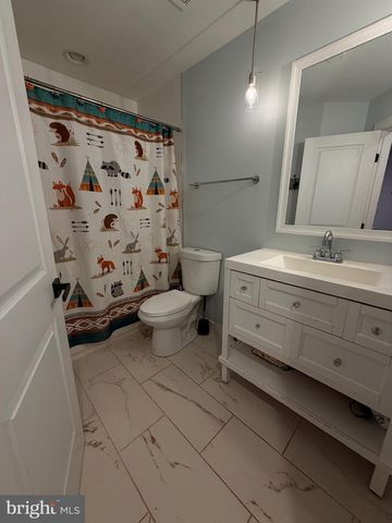 9208 MADISON AVE, North Beach, MD 20714