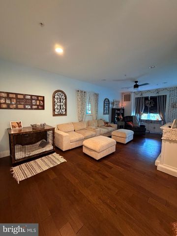 9208 MADISON AVE, North Beach, MD 20714