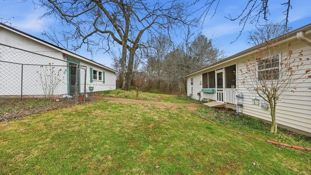 5429 School Drive, Hixson, TN 37343