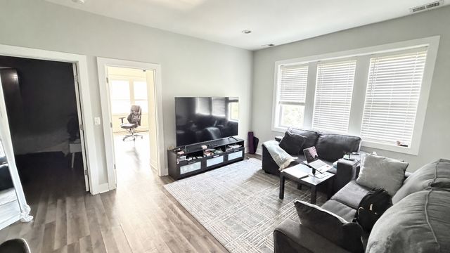 3357 W Huron Street 3, Chicago, IL 60624
