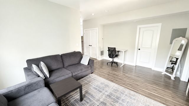 3357 W Huron Street 3, Chicago, IL 60624