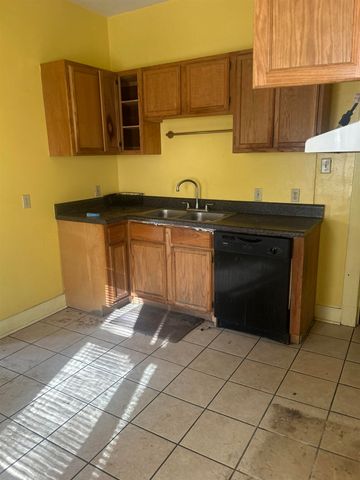 1418 TUTWILER AVE, Memphis, TN 38107