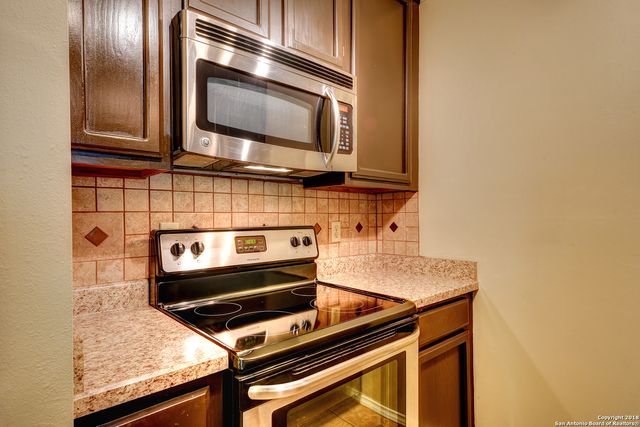 4803 Hamilton Wolfe Rd Apt 916, San Antonio, TX 78229