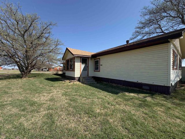 944 S WAGGONER STREET, Electra, TX 76360