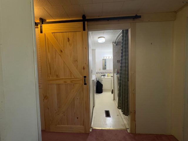 944 S WAGGONER STREET, Electra, TX 76360