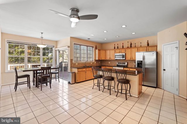 9226 CURTIS DR, Columbia, MD 21045