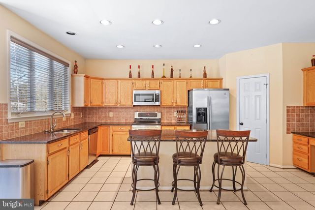 9226 CURTIS DR, Columbia, MD 21045