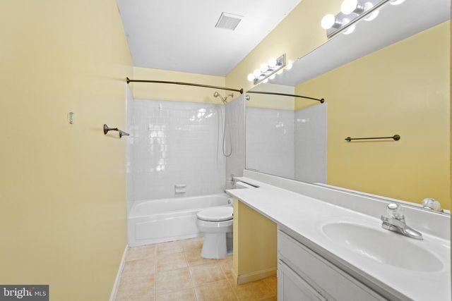 9226 CURTIS DR, Columbia, MD 21045