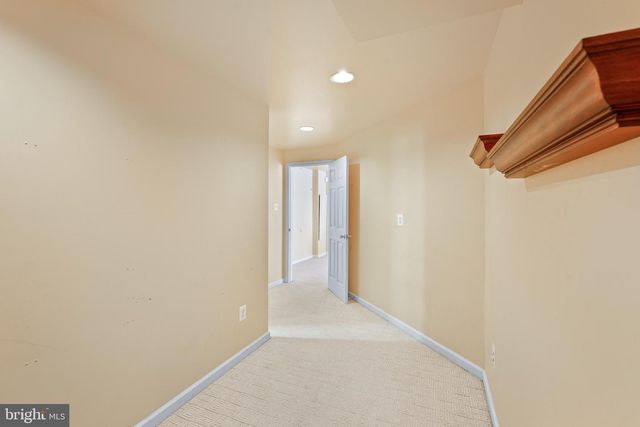 9226 CURTIS DR, Columbia, MD 21045