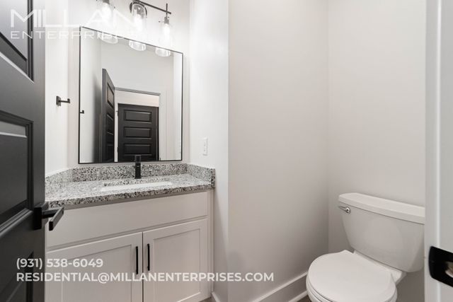 3509 Clover Hills Drive, Clarksville, TN 37043