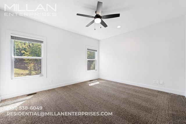 3509 Clover Hills Drive, Clarksville, TN 37043