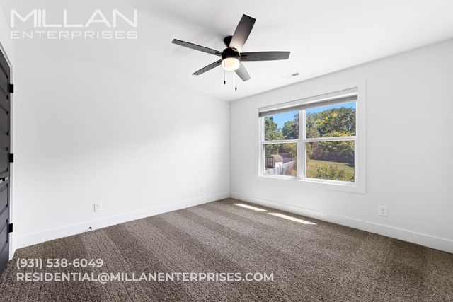 3509 Clover Hills Drive, Clarksville, TN 37043