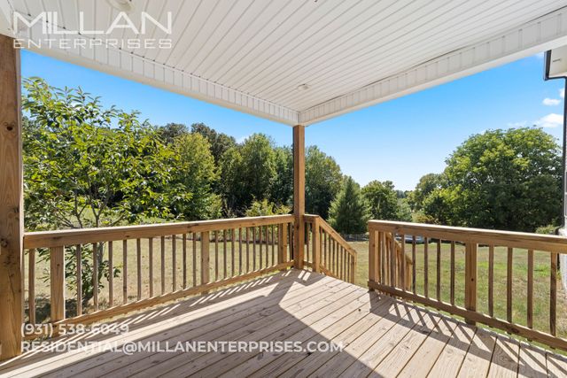 3509 Clover Hills Drive, Clarksville, TN 37043