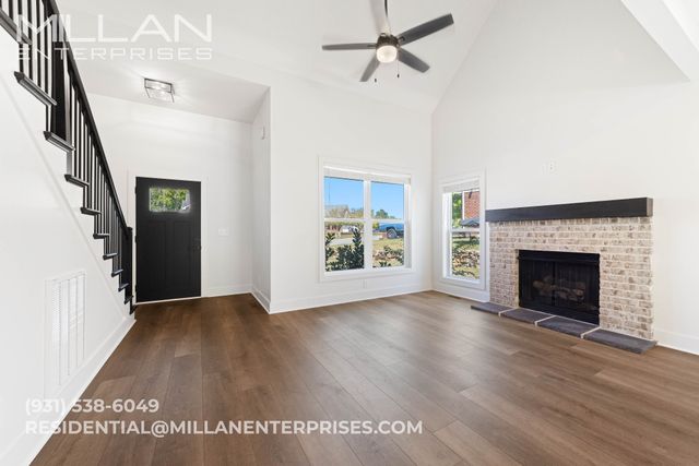 3509 Clover Hills Drive, Clarksville, TN 37043