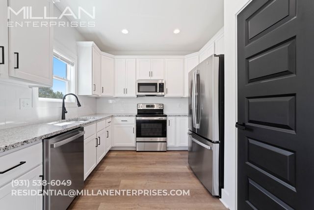 3509 Clover Hills Drive, Clarksville, TN 37043