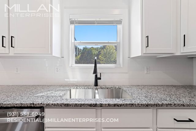 3509 Clover Hills Drive, Clarksville, TN 37043