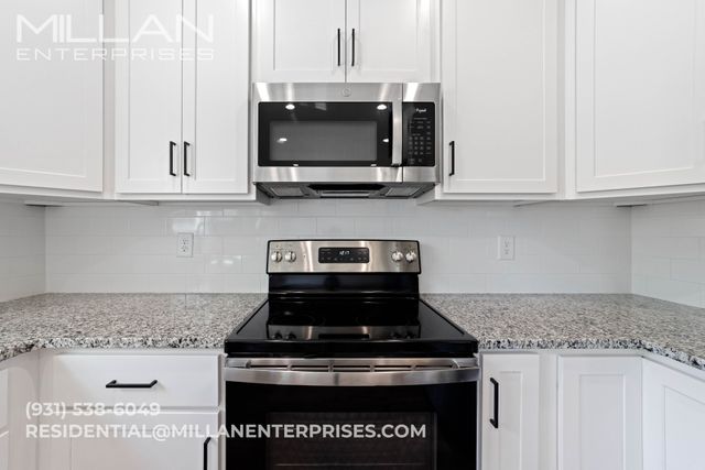 3509 Clover Hills Drive, Clarksville, TN 37043