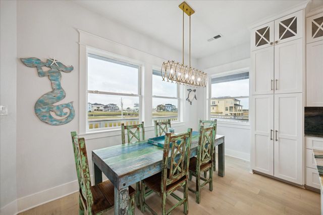 5 Loggerhead, Hitchcock, TX 77563