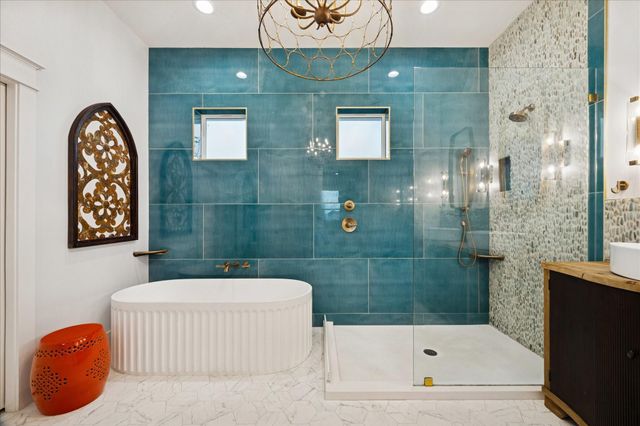 5 Loggerhead, Hitchcock, TX 77563