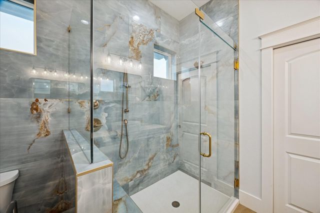 5 Loggerhead, Hitchcock, TX 77563