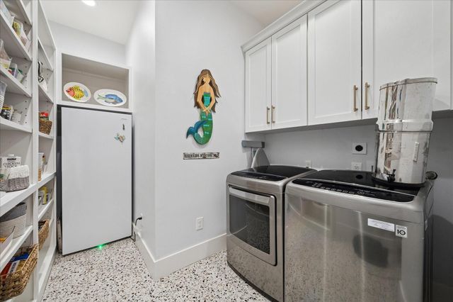 5 Loggerhead, Hitchcock, TX 77563