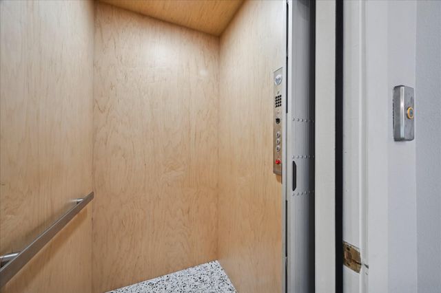 5 Loggerhead, Hitchcock, TX 77563