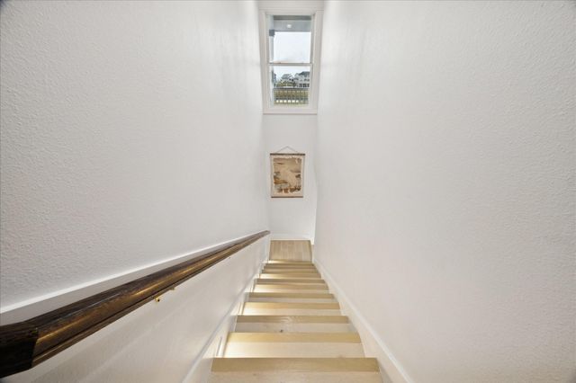 5 Loggerhead, Hitchcock, TX 77563