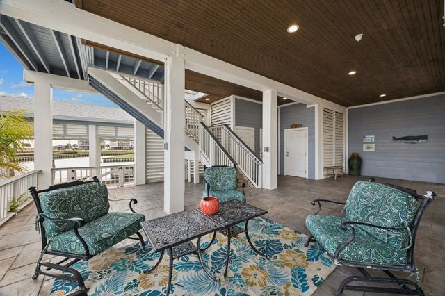 5 Loggerhead, Hitchcock, TX 77563