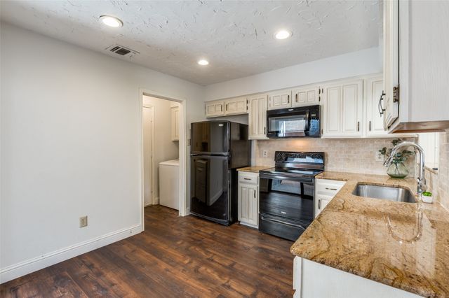 17490 Meandering Way 2203, Dallas, TX 75252