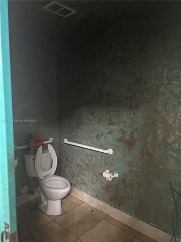 1318 N Federal Hwy 1318, Hollywood, FL 33020