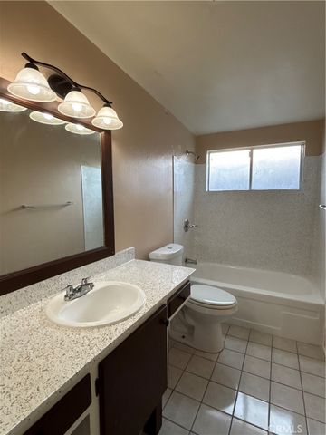 994 E Gladwick St., Carson, CA 90746