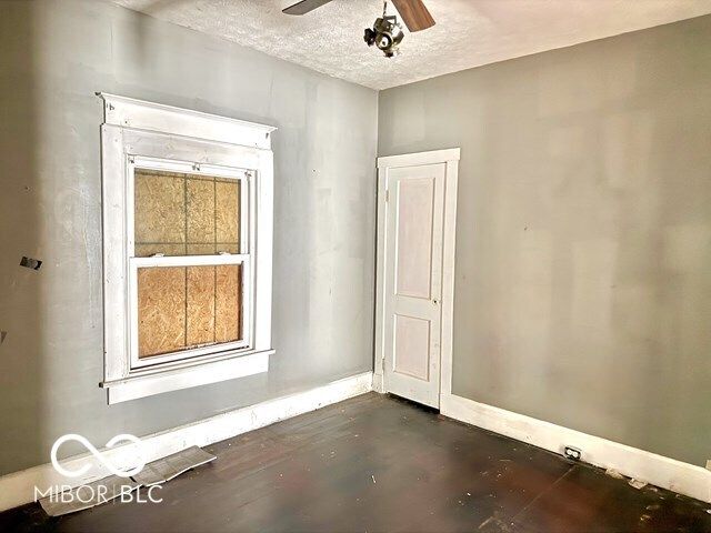 1367 N Kealing Avenue, Indianapolis, IN 46201