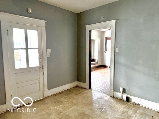 1367 N Kealing Avenue, Indianapolis, IN 46201