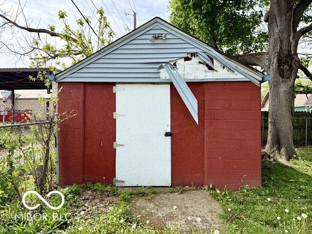 1367 N Kealing Avenue, Indianapolis, IN 46201