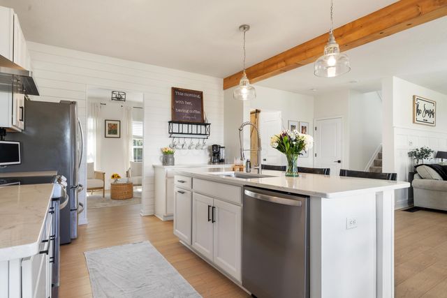 7326 Lilac Hill Drive, Plain City, OH 43064