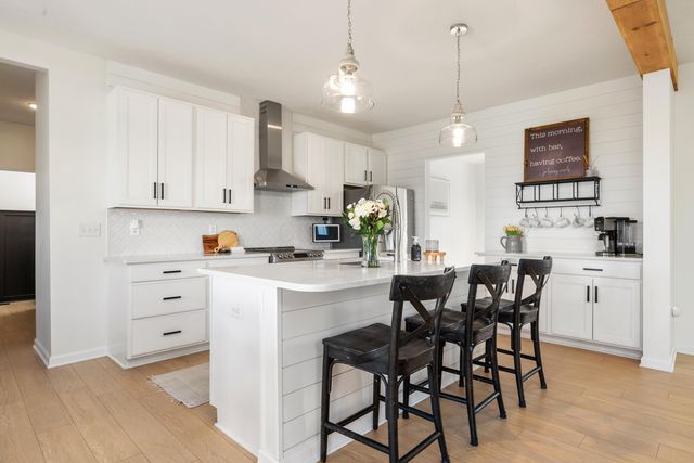 7326 Lilac Hill Drive, Plain City, OH 43064