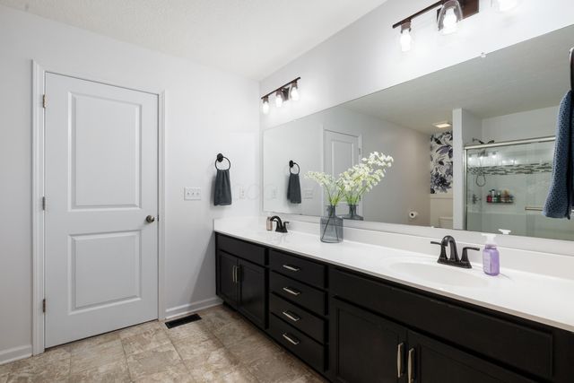 7326 Lilac Hill Drive, Plain City, OH 43064